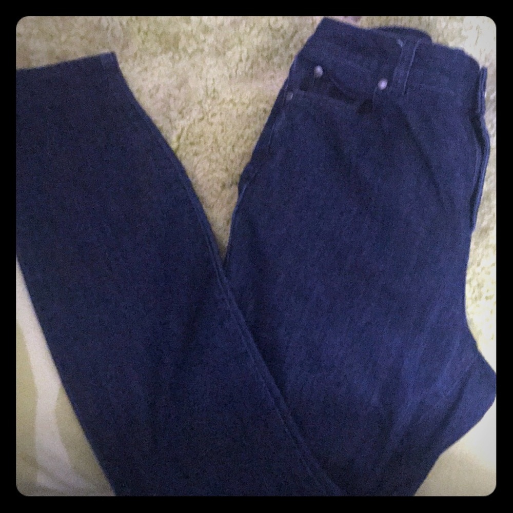 Daisy Fuentes jeans size 8